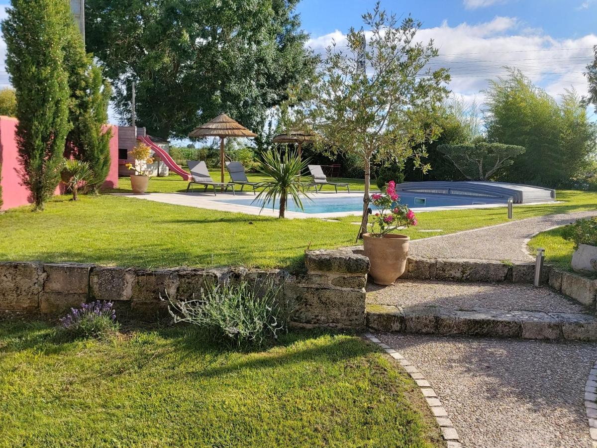 Bed and Breakfast Les Marguerites Champdolent Экстерьер фото